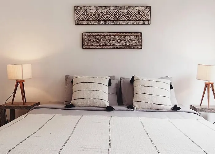 فيلة Pulesari 3 Bedrooms *