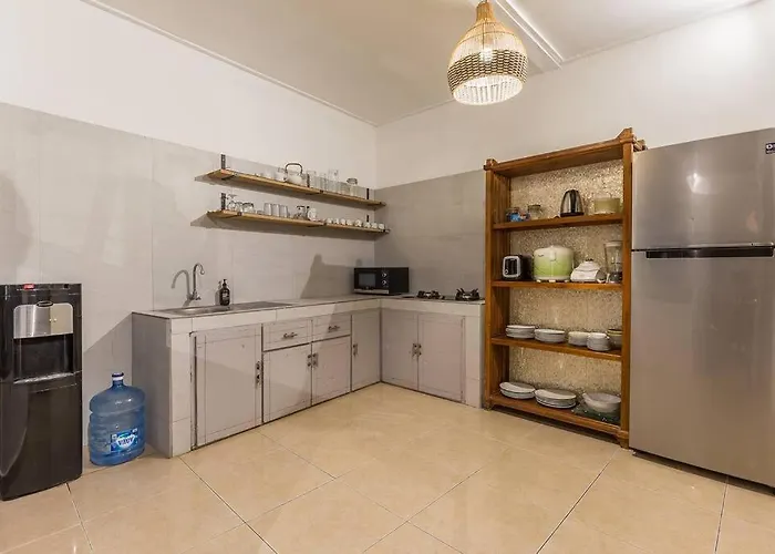 Pulesari 3 Bedrooms فيلة