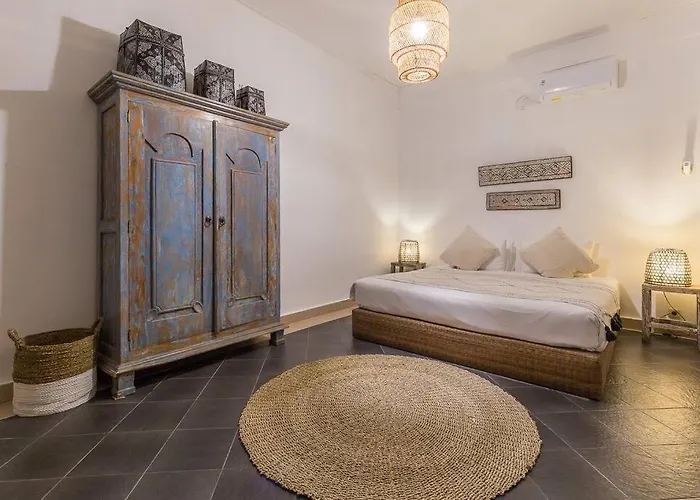 Pulesari 3 Bedrooms Villa Seminyak